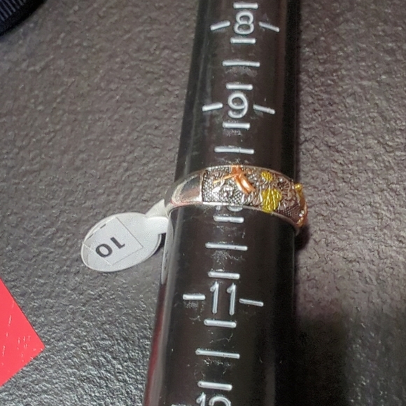 Beautiful Dragonfly with Sunflowers Ring Size 10 Tibetan Silver - Picture 6 of 6